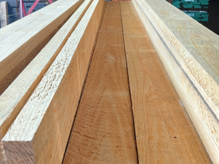 Dịch Vụ Cung Cấp Gỗ Thông Xẻ Nhập Khẩu Tại Bình Dương