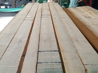 Dịch Vụ Cung Cấp Gỗ Sồi Xẻ Nhập Khẩu Tại Bình Dương